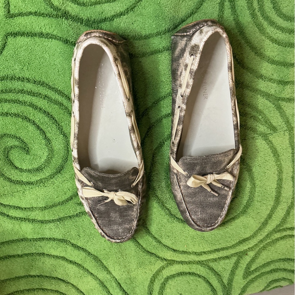 Donald J Pliner Verra Leopard Snake Driving Flats Loafer gray bow tie